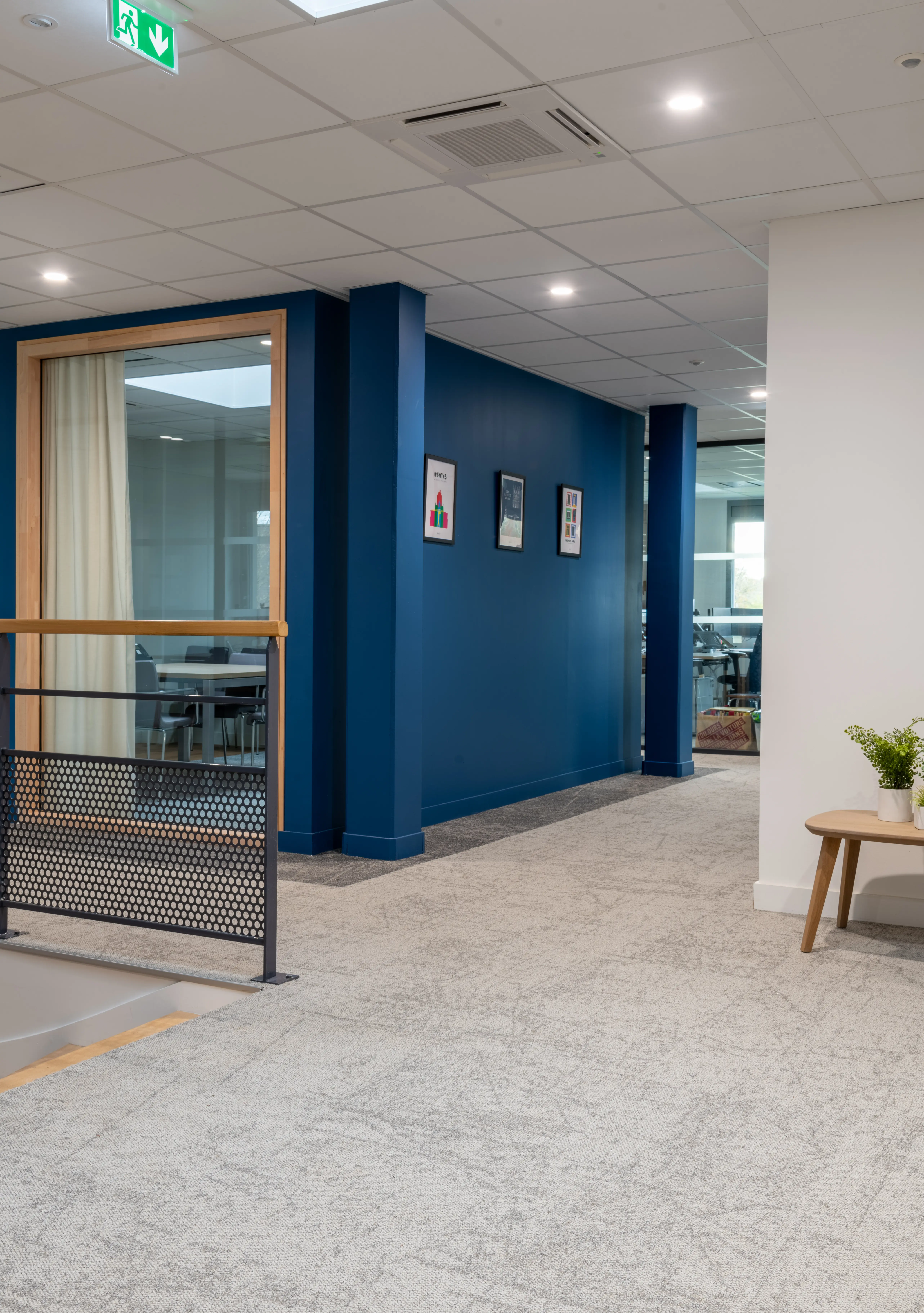 Cabinet Vilaine et Associes — espace de travail
